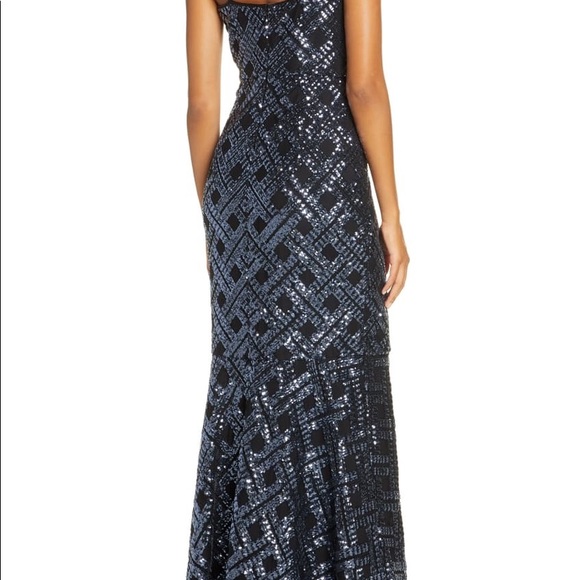 Eliza J
Sleeveless Spaghetti Strap Sheath Dress - Picture 6 of 15